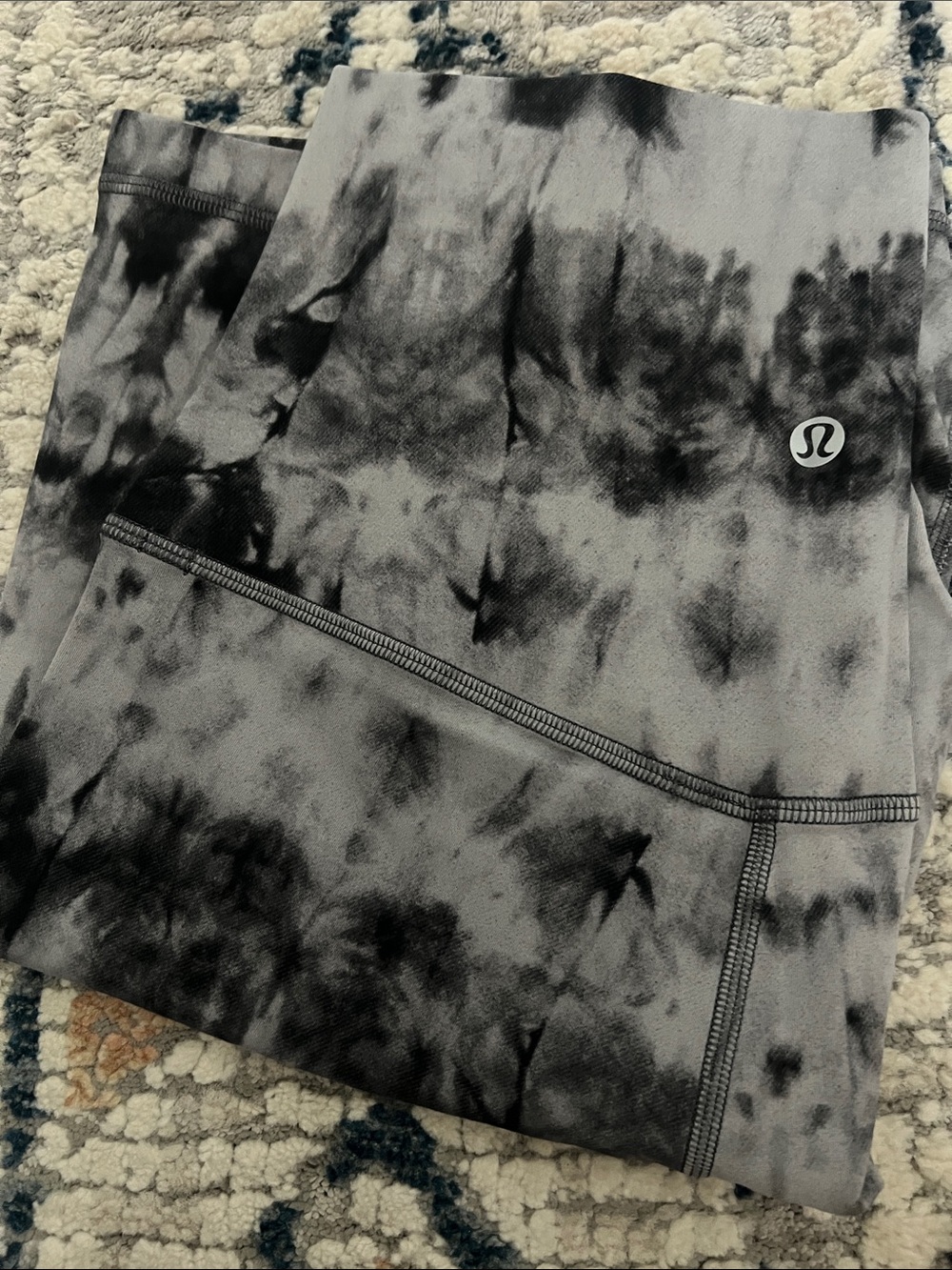NWOT Lululemon align bike shorts size 6